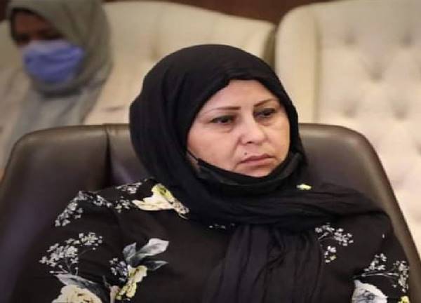اللجنة الوطنية لحقوق الإنسان تستغرب تغييب المرأة في حوارات الأزمة الليبية

